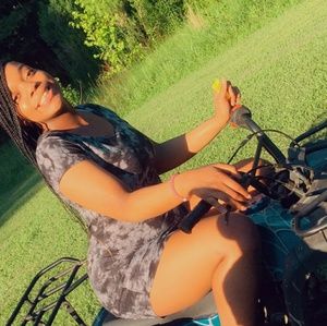 Meet your Posher, Lenae